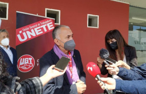 ep pepe alvarez atiende a los medios en valladolid con motivo del congreso regional de ugt