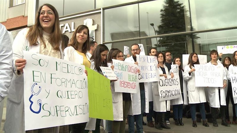 ep protesta de los mir de caceres en el inicio de una huelga indefinida