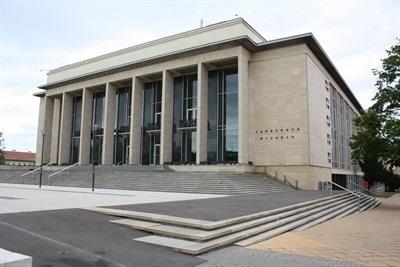 Teatro que OHL reconstruirá en República Checa | OHL ep teatroohl reconstruira en republica checa